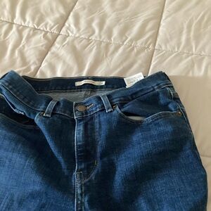 Levi's Women's Dark Blue High Rise Jeans